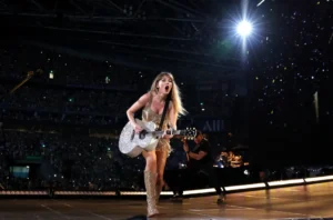 Unsuspecting Taylor Swift fans swindled out of £1k for fake concert tickets