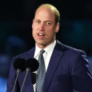  Royal news – live: Prince William breaks social media silence for first time since Kate Middleton’s cancer diagnosis   King and Queen celebrating milestone anniversary