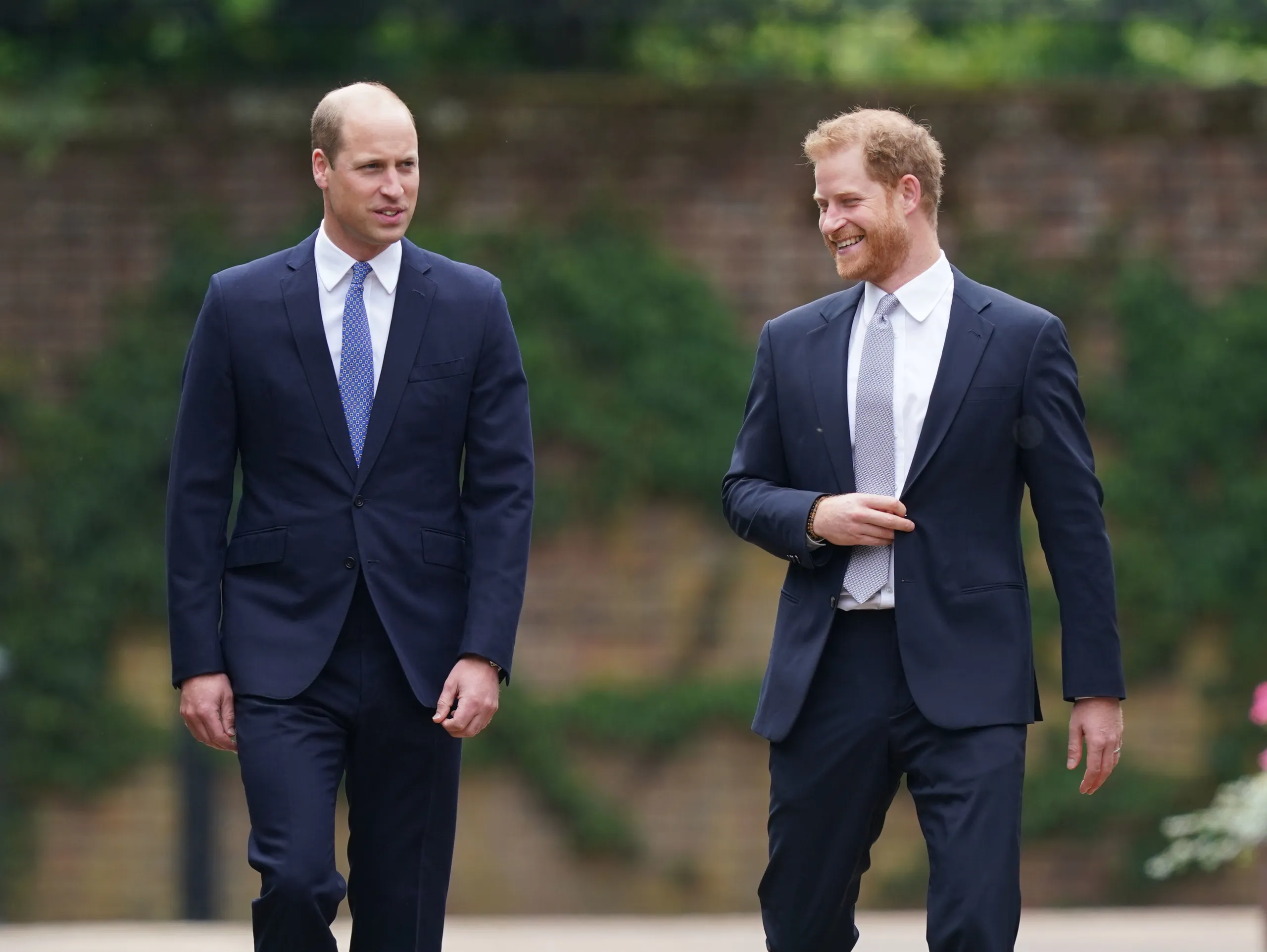 Prince william sent a strong warning to prince Harry on the royal families duty.