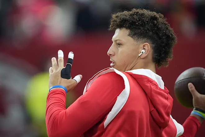 Patrick Mahomes Wins MVP at 101 Awards and Thanks His Teammates for Their Support: 'That's the True Reward'