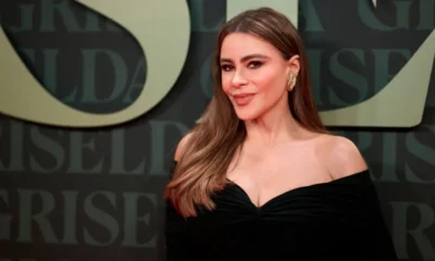 SOFIA VERGARA : Divorce dose not mean we are enemy, I just don't have what he want and i simply did not ask you to fight on my behalf.  Sofia get into an angument with a fan online for insulting Joe Manganiello.