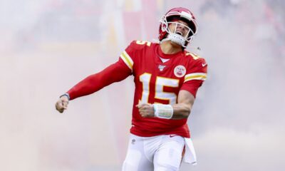 REPORT: Kansas City Chiefs Give Patrick Mahomes Another Weapon After Signing Former Alabama Star In Free Agency