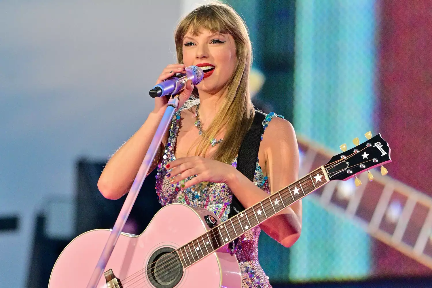 Taylor Swift Gives Bonuses Totaling Over $55 Million to Every Person Working on Massive Eras Tour