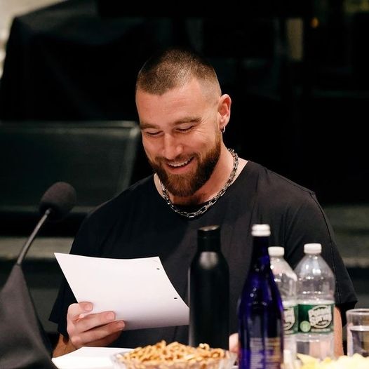 NCREDIBLE REVEAL: What Does LFG Mean? Travis Kelce Hypes Taylor Swift Up With 3 Letters Ahead Of Eras Tour Paris Concert.... Full story below👇