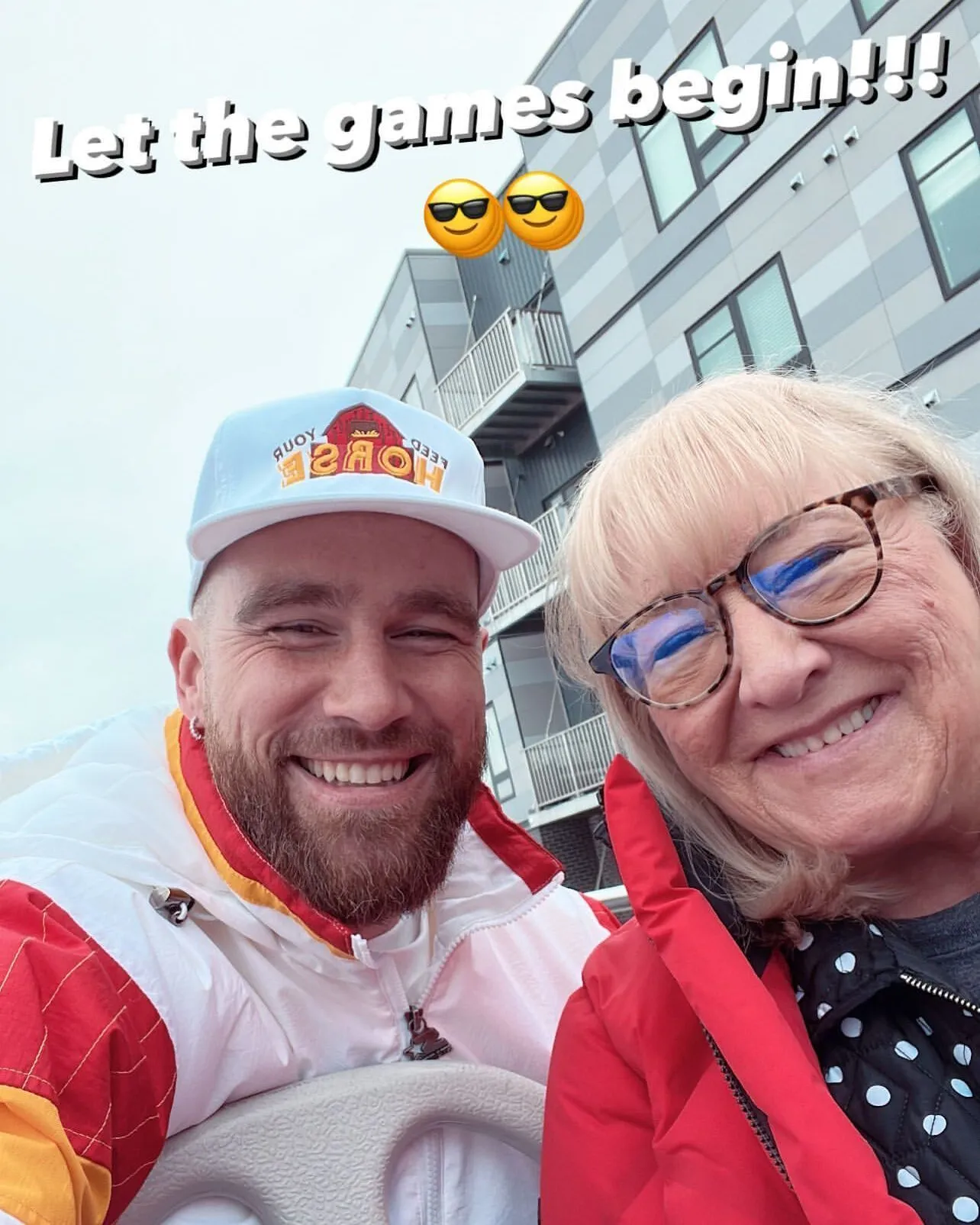 Fans In shocked to see Travis Kelce showers his mom Donna with lavish gifts for Mother's Day as Chiefs star 'splurges.